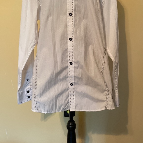 Roar button down - Picture 3 of 15